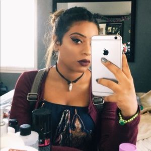 Meet your Posher, Deysi